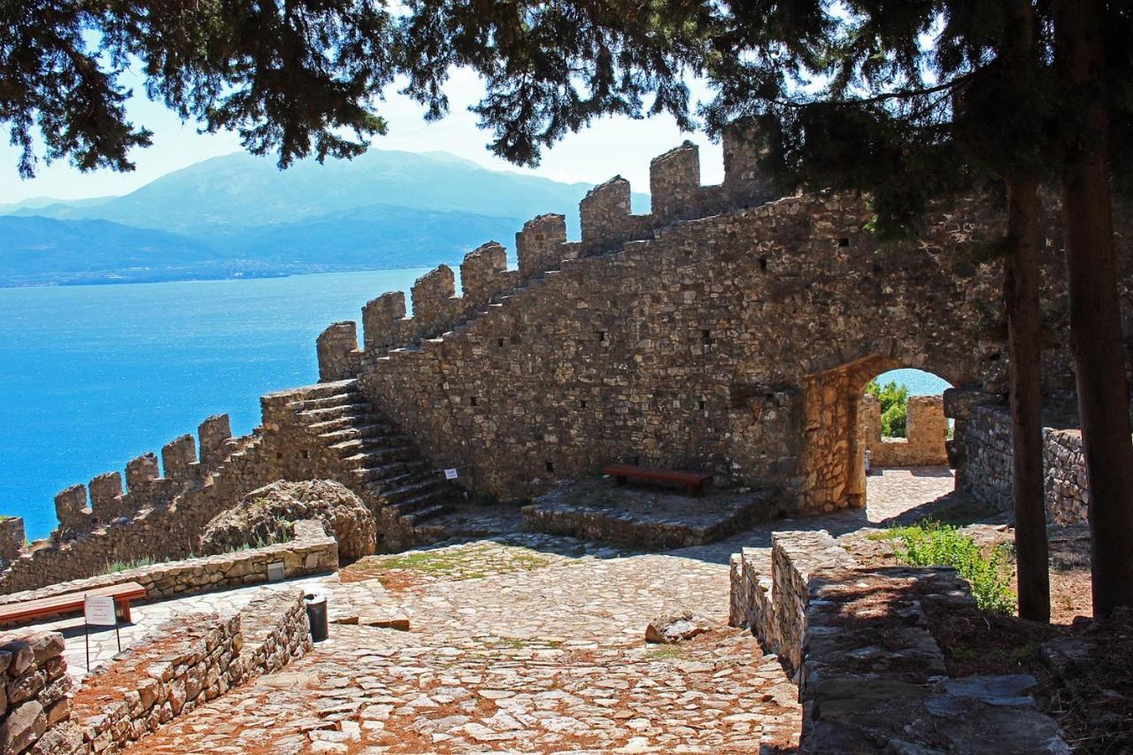 Cervantes Nafpaktos Exterior foto